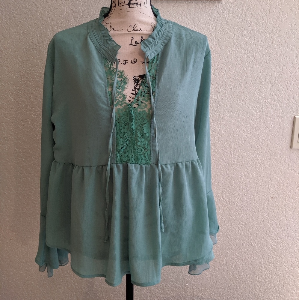Beautiful Flowy Top
